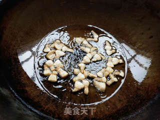 猪油渣鸡蛋炒饭的做法步骤:2