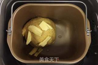 南瓜麻薯软欧包的做法步骤:4