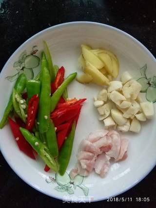 肉片鱿鱼须的做法步骤:4