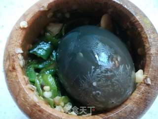 擂辣椒皮蛋的做法步骤:12