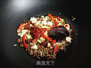 麻辣小龙虾的做法步骤:7