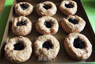 蓝莓餐包的做法步骤:16