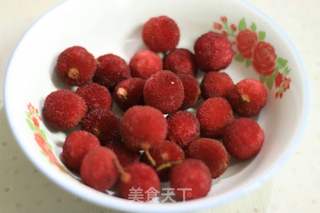 冰糖杨梅的做法步骤:3