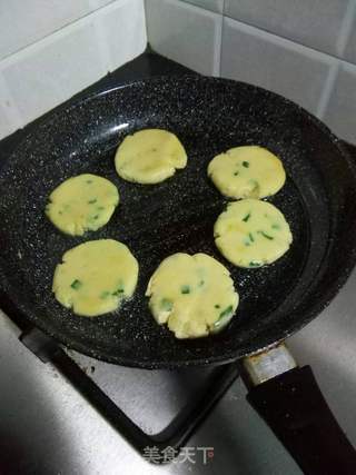 土豆糯米饼的做法步骤:12