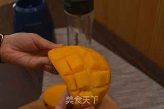 鲜芒早餐汁的做法步骤：3