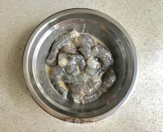 茄汁虾仁的做法步骤:3