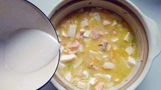 三文鱼豆腐羹的做法步骤:10