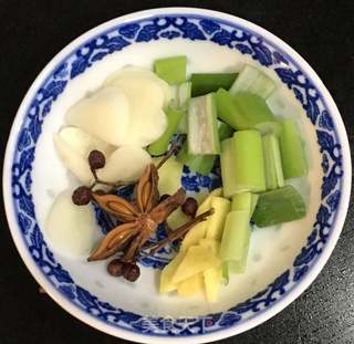 烧鲤鱼的做法步骤：3