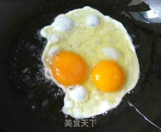 彩色炒饭的做法步骤:2