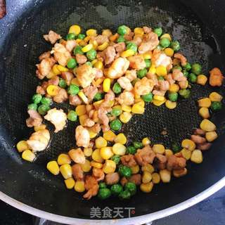 太阳花蛋包饭的做法步骤:5