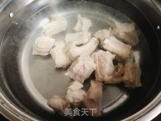 冬瓜排骨汤的做法步骤:7