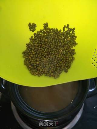 小米绿豆山药粥的做法步骤:5