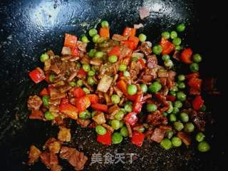 咖喱菠萝炒饭的做法步骤:10