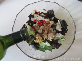 蛤肉木耳拌黄瓜的做法步骤:8