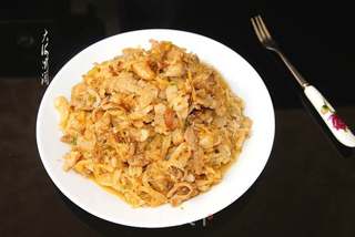 酸菜炒肉丝的做法步骤:7