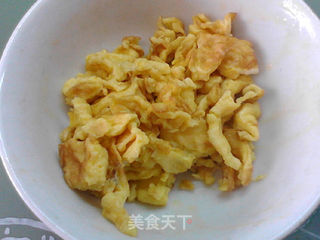 海参虾皮蛋炒红米饭的做法步骤:6