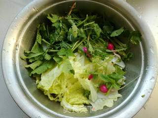 #夏日懒人餐#开胃爽口大拌菜的做法步骤:2