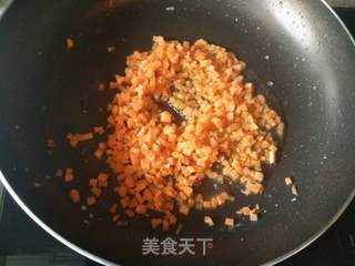 什锦酱油炒饭的做法步骤:3