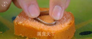 【初味日记】520告白蛋糕:“哥的小肚腩,还是想要你靠。”的做法步骤:8