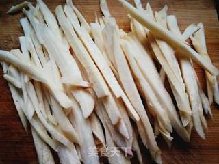 夏日の懒人餐:白菜炖牛肉丸的做法步骤:2