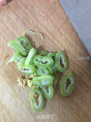 土豆海参打卤面的做法步骤:3
