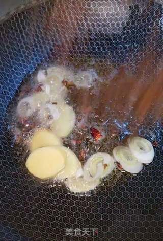 梅菜扣肉的做法步骤：6