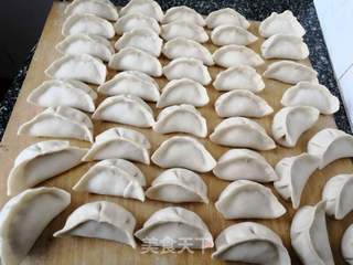 菌菇鸡肉水饺的做法步骤:6