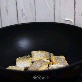 红烧带鱼的做法步骤:7