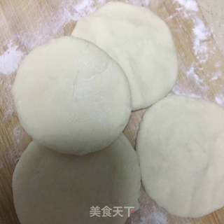 酸豆角肉丁中号小笼包的做法步骤:6