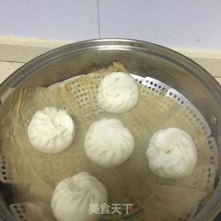酸豆角肉丁中号小笼包的做法步骤:10