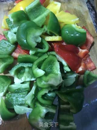 菠萝咕噜肉的做法步骤:3