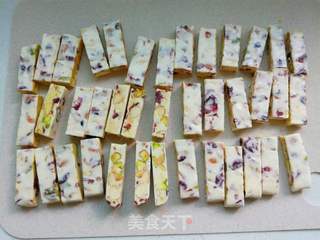 开心果杏仁牛轧糖的做法步骤:13