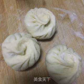 酸豆角肉丁中号小笼包的做法步骤：11