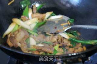 葱爆肉的做法步骤:6
