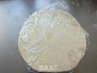 培根火腿蔬菜披萨的做法步骤:4