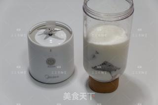 火龙果酸奶的做法步骤：4