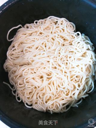 美食“鸡丝凉面的做法步骤:11