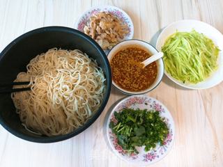 美食“鸡丝凉面的做法步骤:12