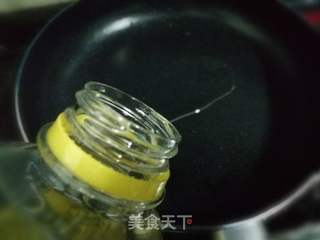 鸡蛋炸酱面的做法步骤:5