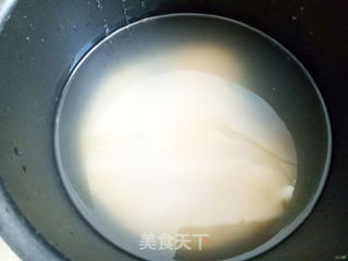 术后恢复必喝-一锅暖胃的小米粥,是我的心头好的做法步骤:3