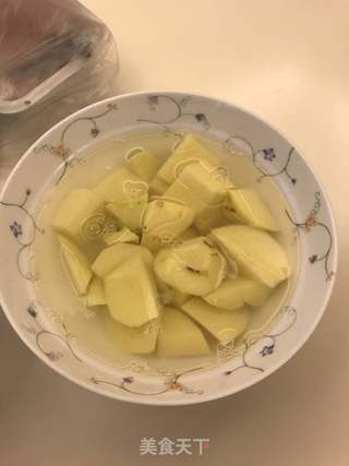 海鲜咖喱意面的做法步骤:2