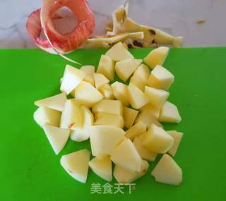 松芽苹果饮的做法步骤:3