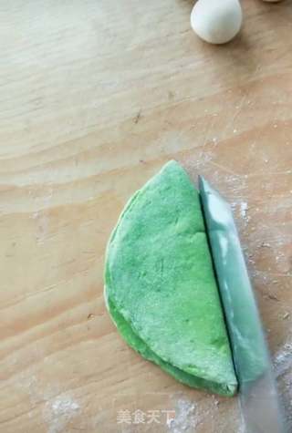 豌豆荚馒头的做法步骤:10