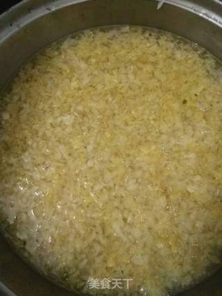 酸菜猪肉水饺的做法步骤:7