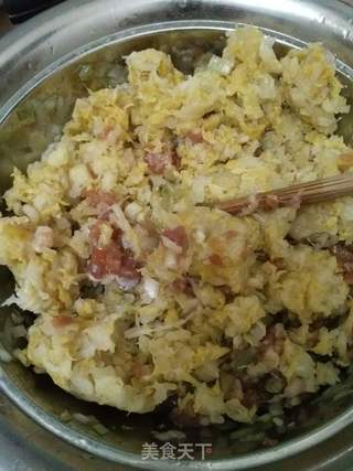 酸菜猪肉煎饺的做法步骤：6