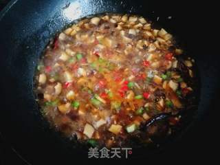 够麻够辣:麻辣香菇捞卤烩面的做法步骤:11