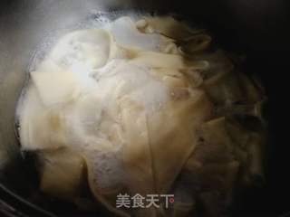够麻够辣:麻辣香菇捞卤烩面的做法步骤:12