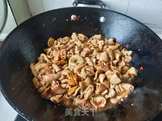 【川菜】红烧肥肠的做法步骤:7