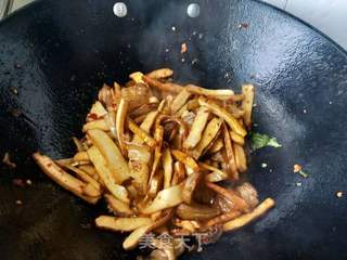 【川菜】香干回锅肉的做法步骤:10