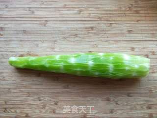 【川菜】凉拌莴笋的做法步骤:2